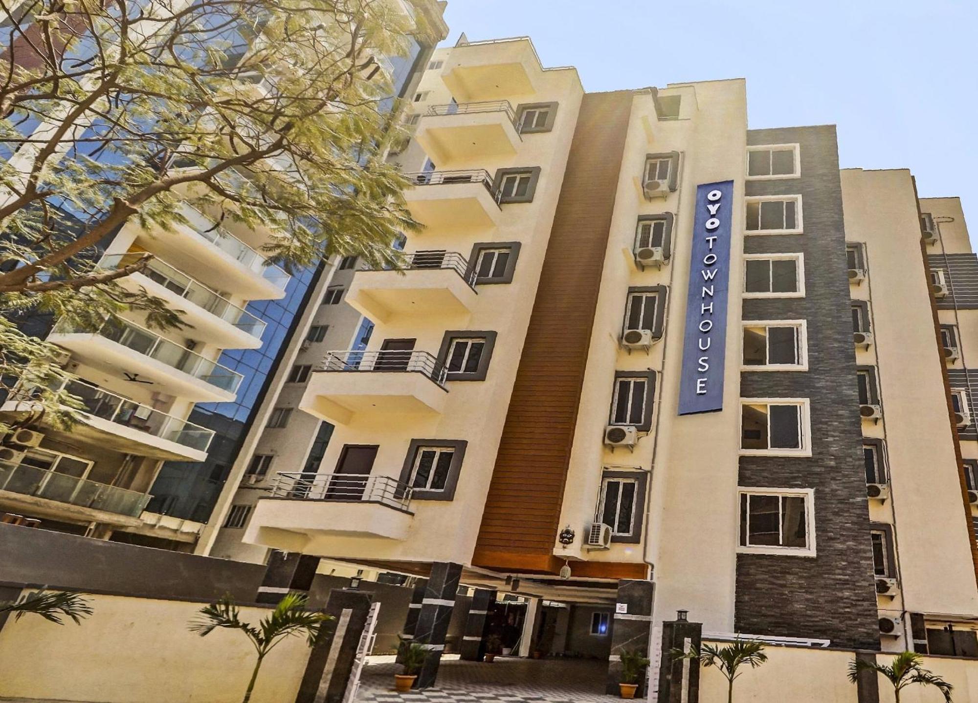 Hotel Collection O White House Near Kims Kondapur Kondapur  Exteriér fotografie
